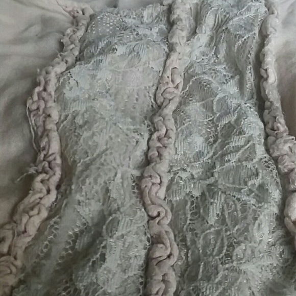 Shirt - Picture 2 of 3